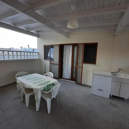 Casa Fermi Specchia