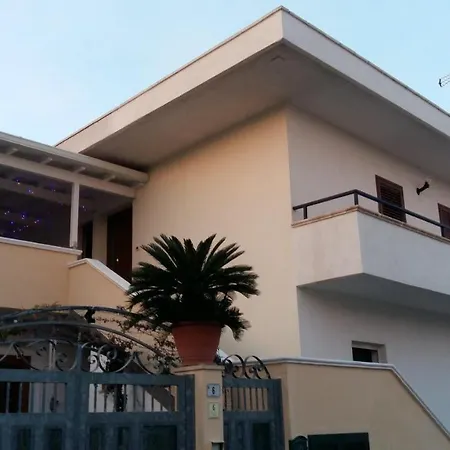 Casa Fermi Specchia